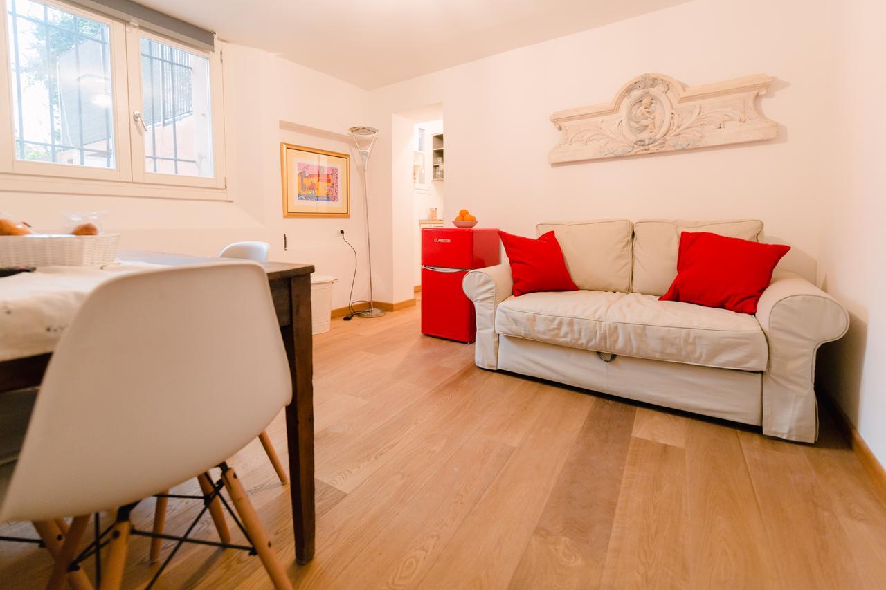 Historical And Luxury Apartment Болонья Экстерьер фото