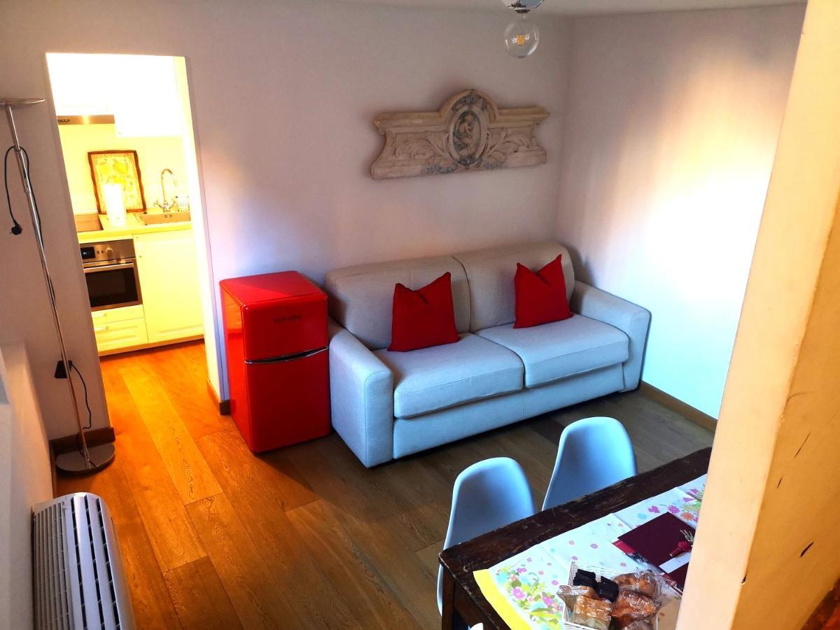 Historical And Luxury Apartment Болонья Экстерьер фото